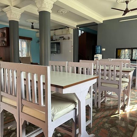 Hotel The Billabong Garden โพคารา ภายนอก รูปภาพ