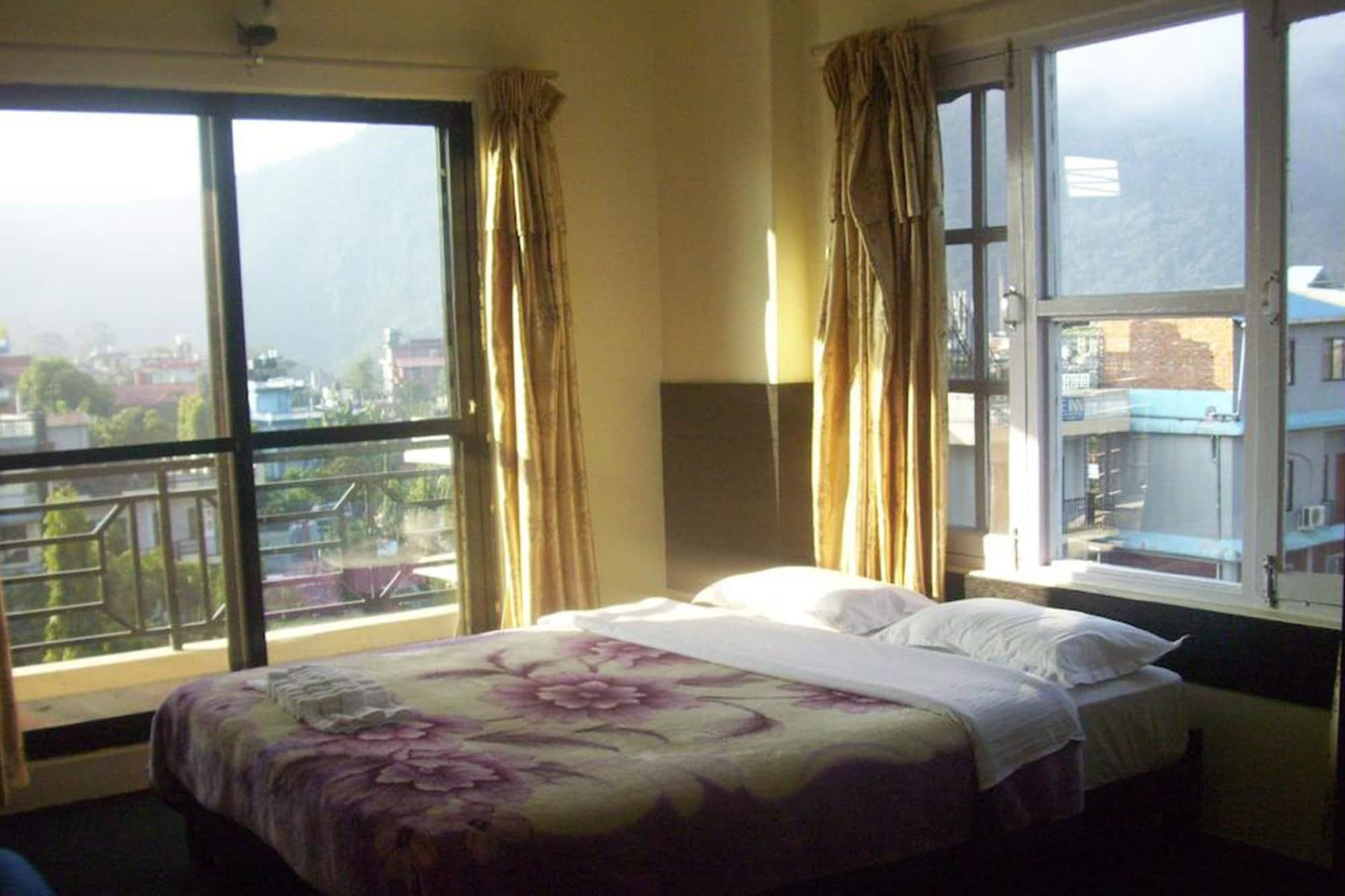 Hotel The Billabong Garden โพคารา ภายนอก รูปภาพ